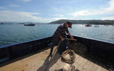 A Deputación concede máis de 538.000 euros en axudas a 36 confrarías e agrupacións de mariscadoras (unha decena do Barbanza)