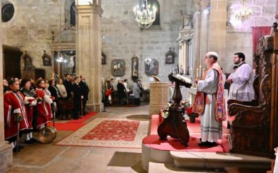 Padrón conmemora a Traslatio do Apóstolo Santiago cun acto solemne na Igrexa de Santiago