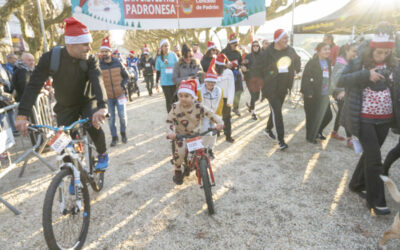 Máis de 500 persoas despediron o ano na II San Silvestre Padronesa cun marcado carácter solidario