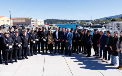 Gardacostas conta con 12 novos vehículos para blindar a seguridade no litoral galego (presentación en Porto do Son con Alfonso Rueda)