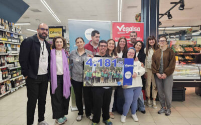 Vegalsa-Eroski e os seus clientes doan máis de 4.000 euros a Amicos