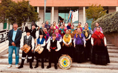 A Escola de Música e Baile Tradicional de Outes brilla en Alcobendas (Madrid)